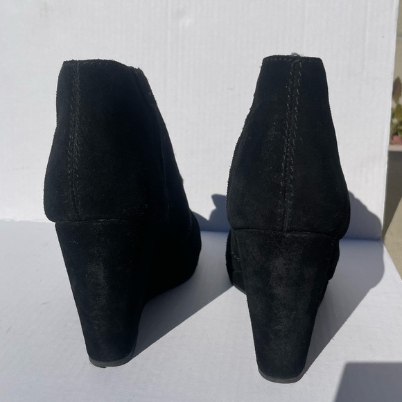 Dolce Vita Black Suede Wedge Booties - Picture 5 of 7